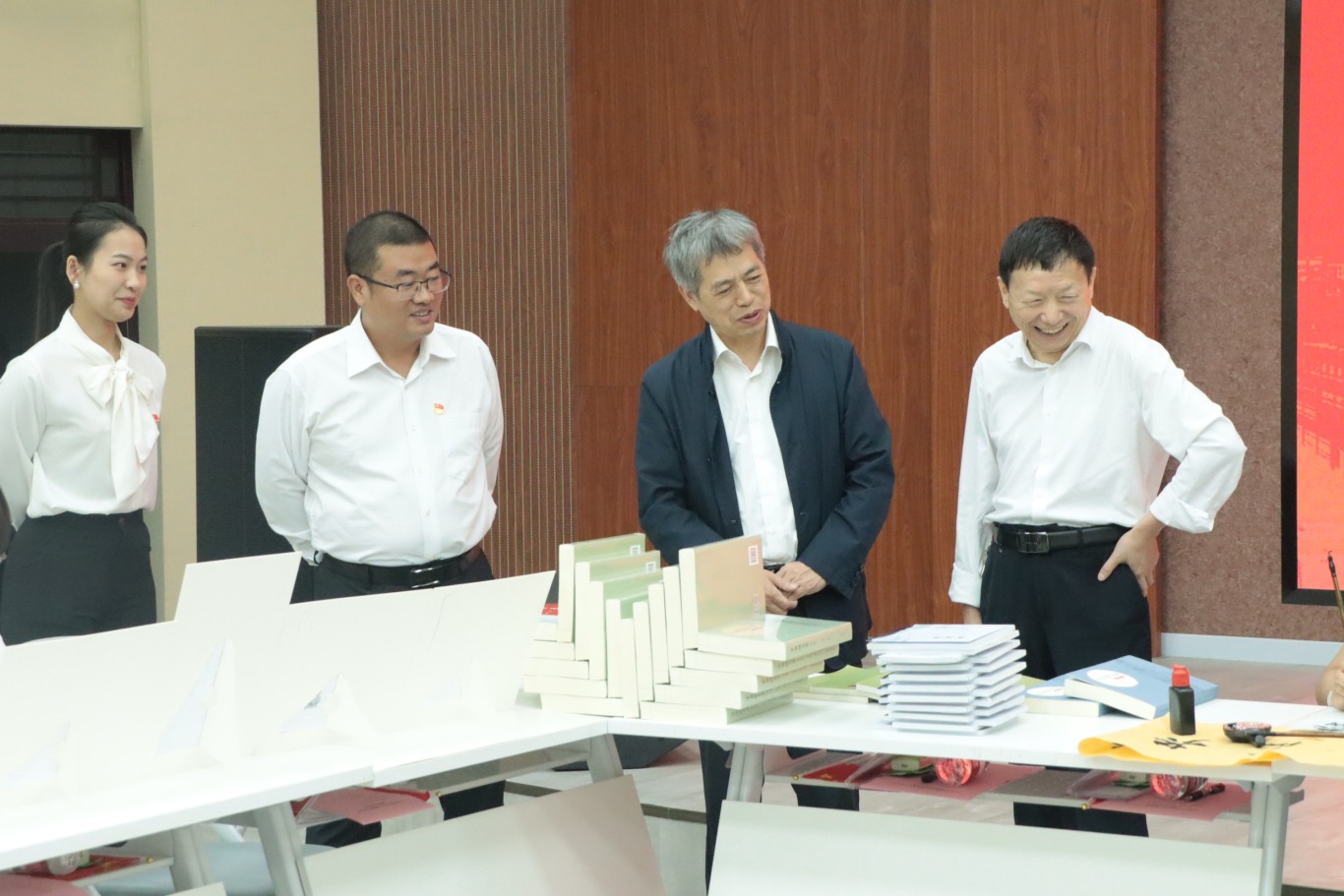 皇冠APP体育