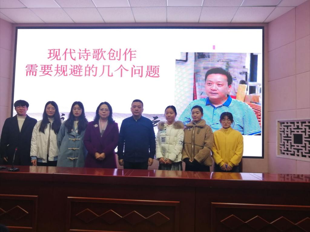 皇冠APP体育