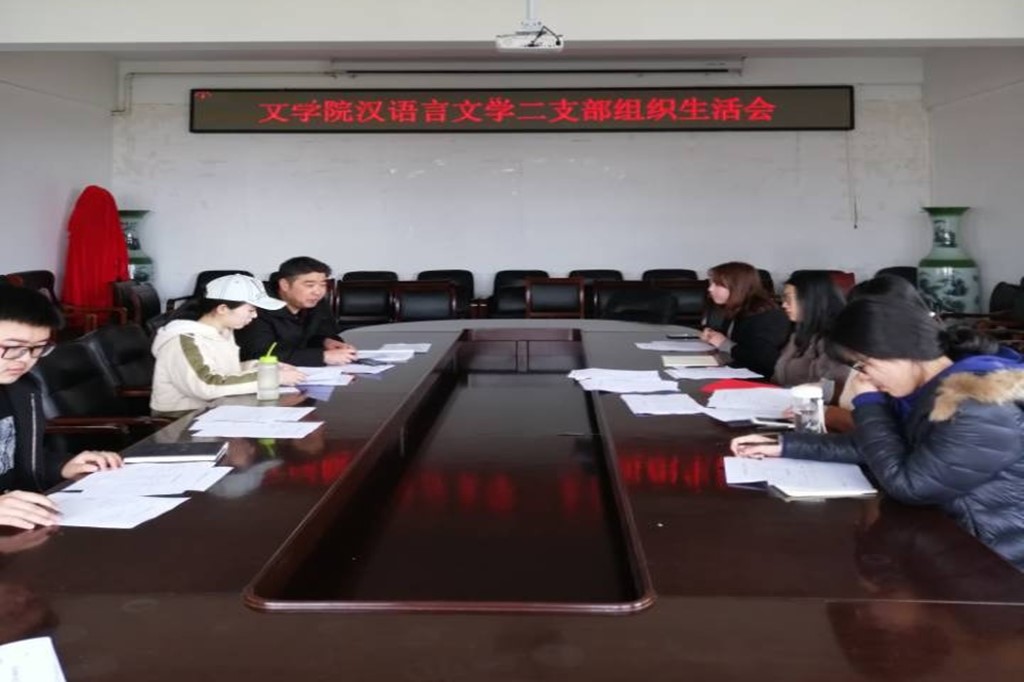 皇冠APP体育