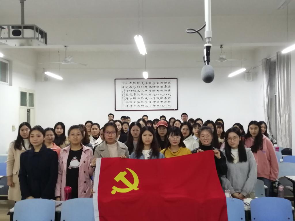 皇冠APP体育