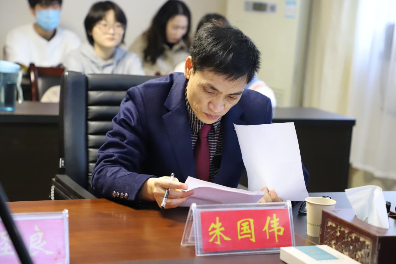 皇冠APP体育