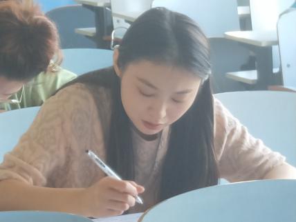 皇冠APP体育