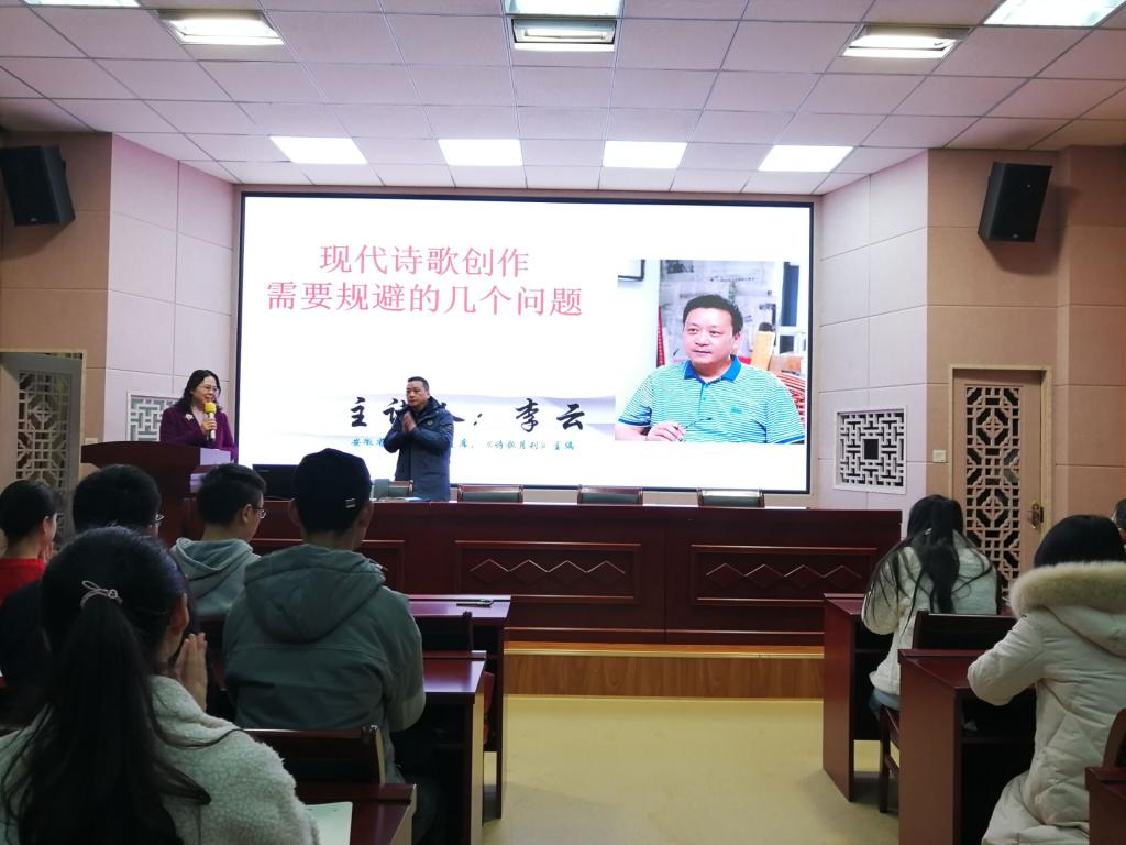 皇冠APP体育