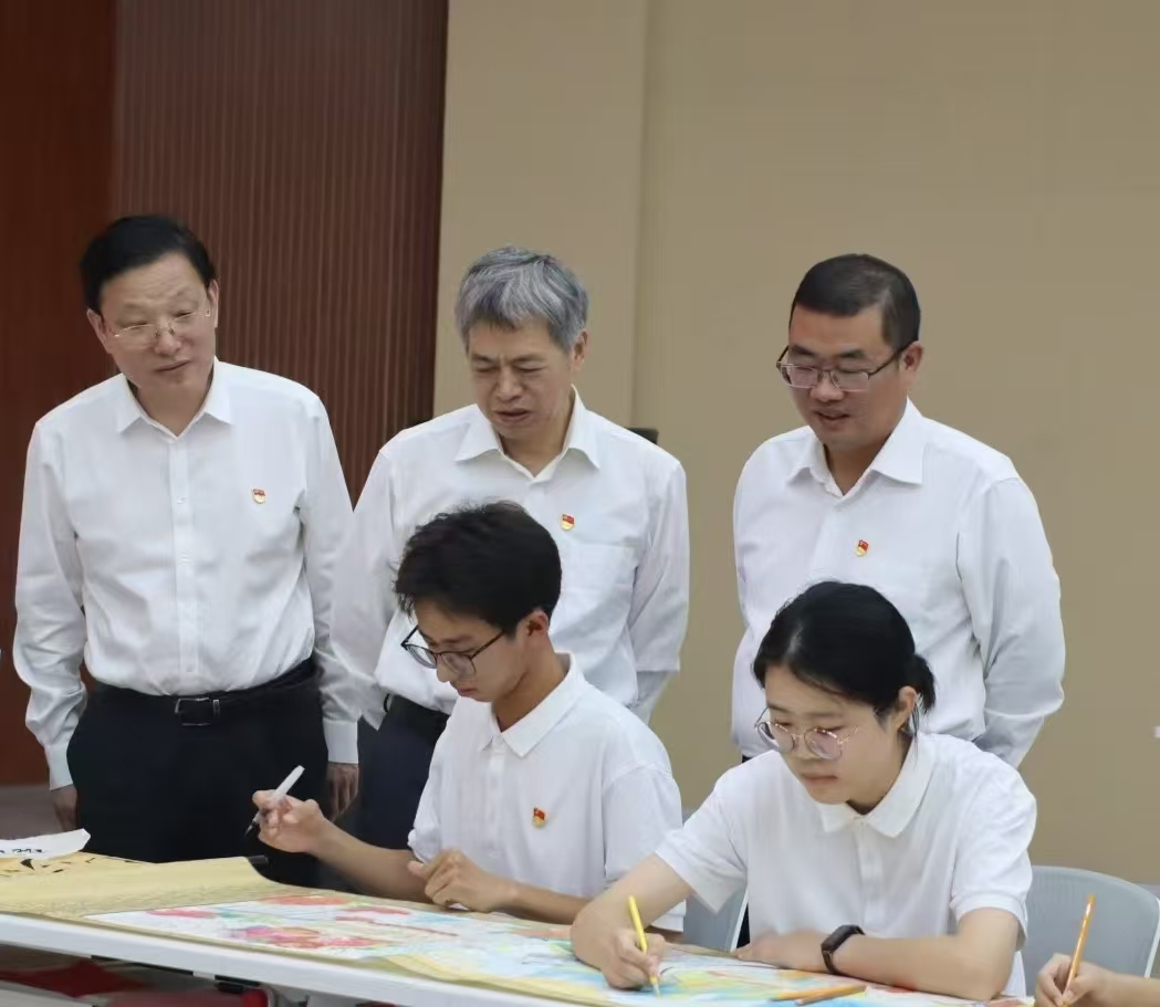 皇冠APP体育
