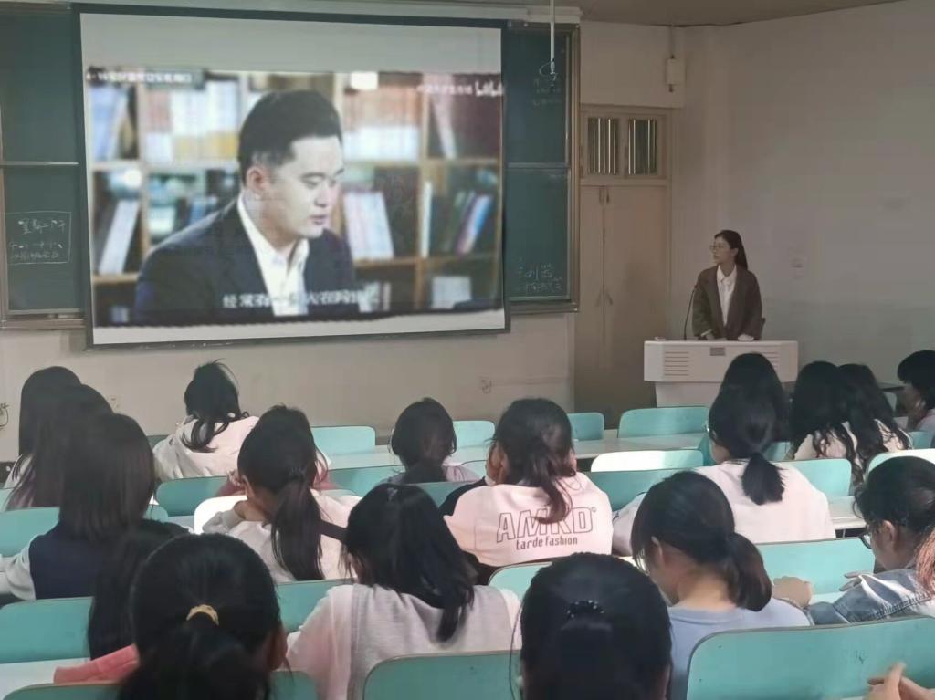 皇冠APP体育